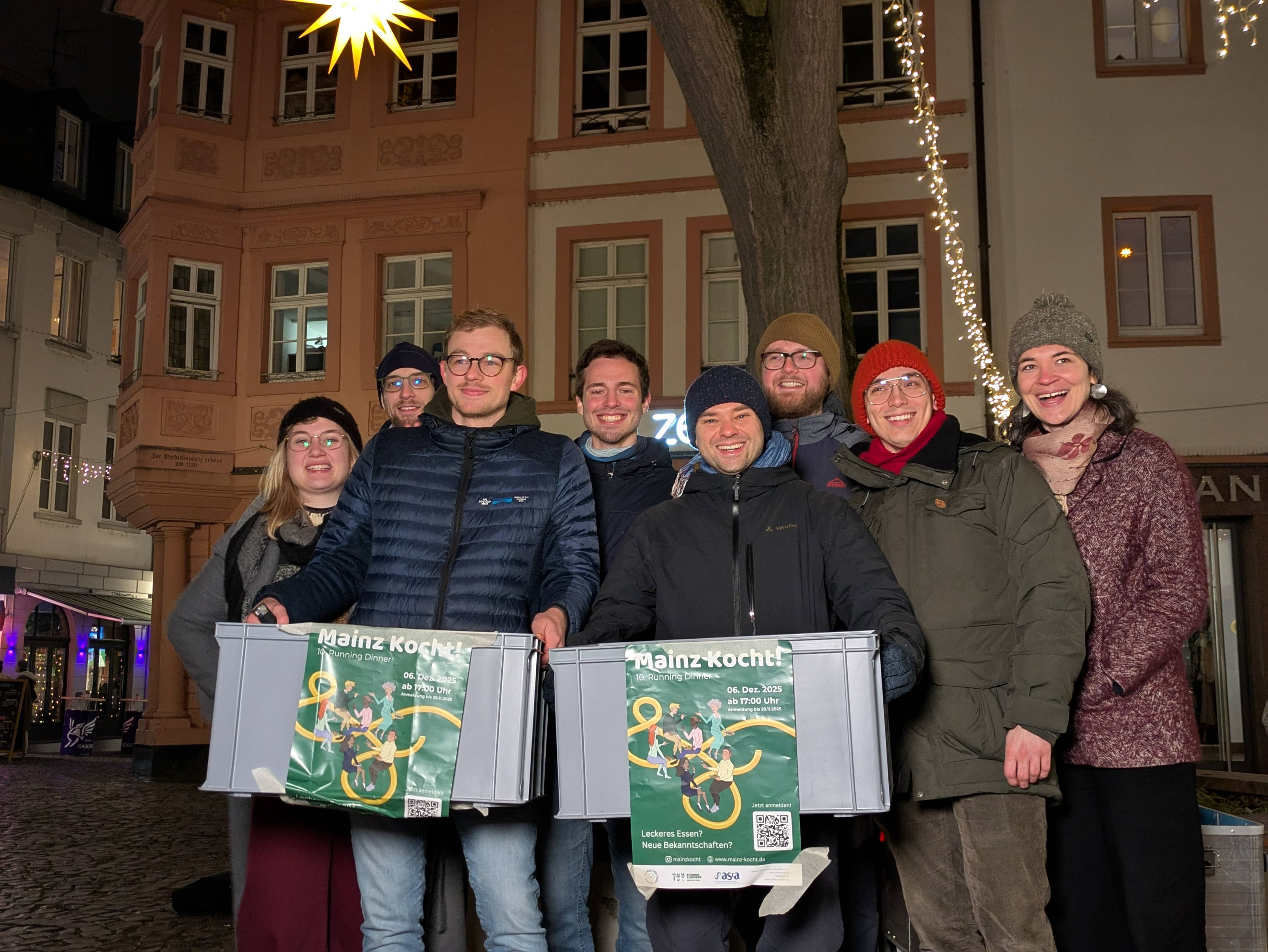 Bild mit Mitgliedern des Vereins beim Foodsharing Event