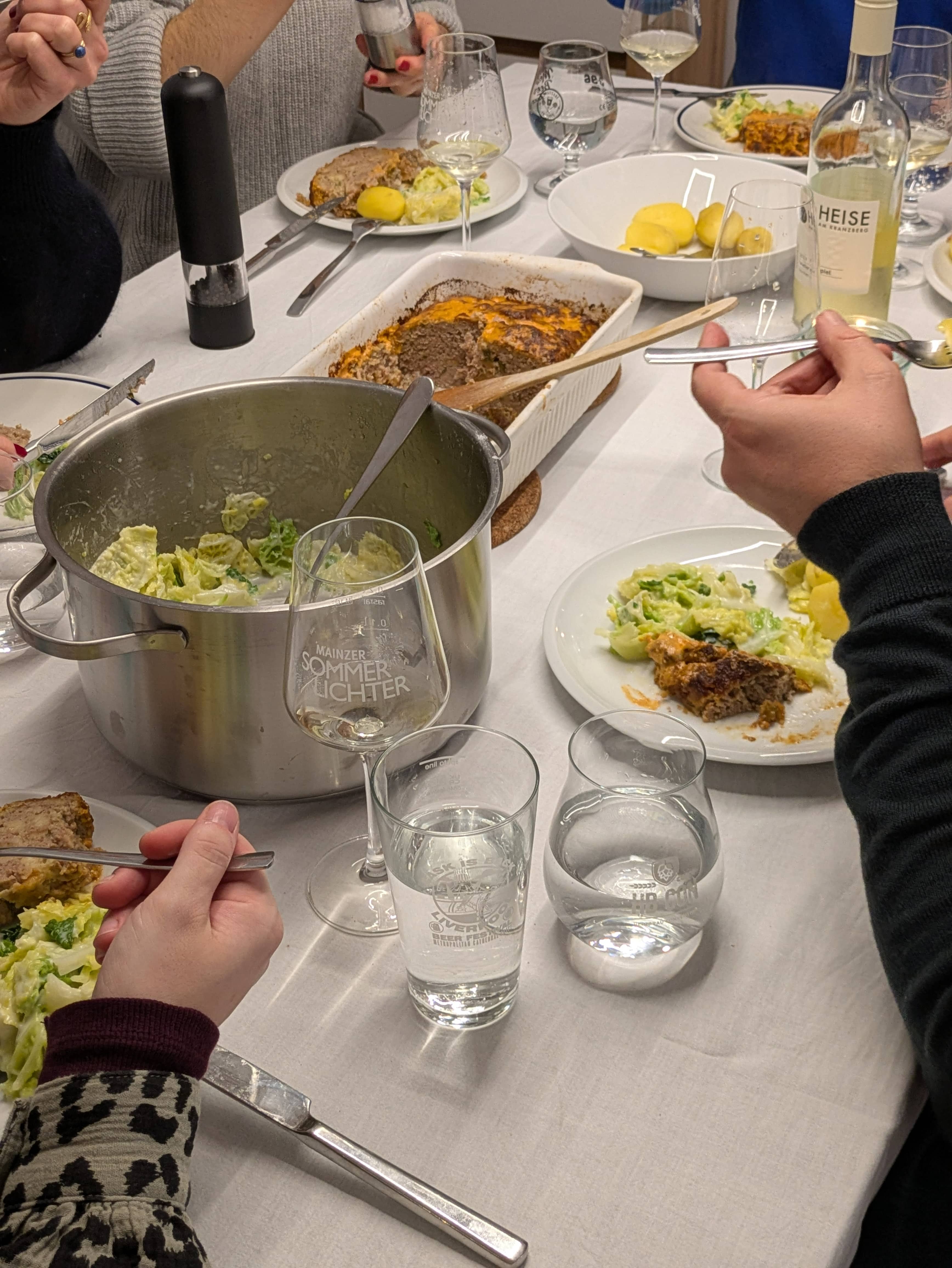 Das Essen von oben
